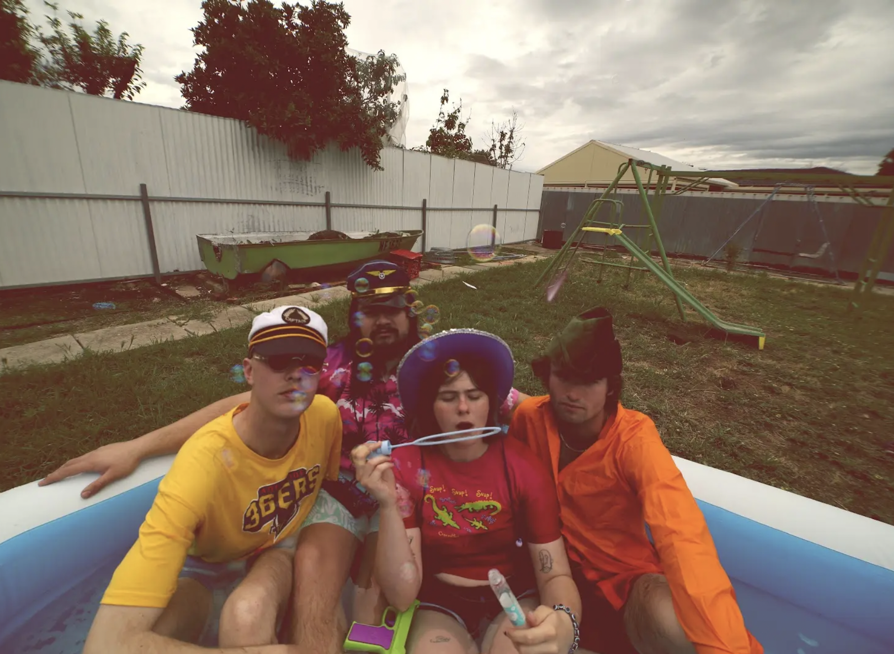 Live Thursdays: Molly Rocket EP Tour