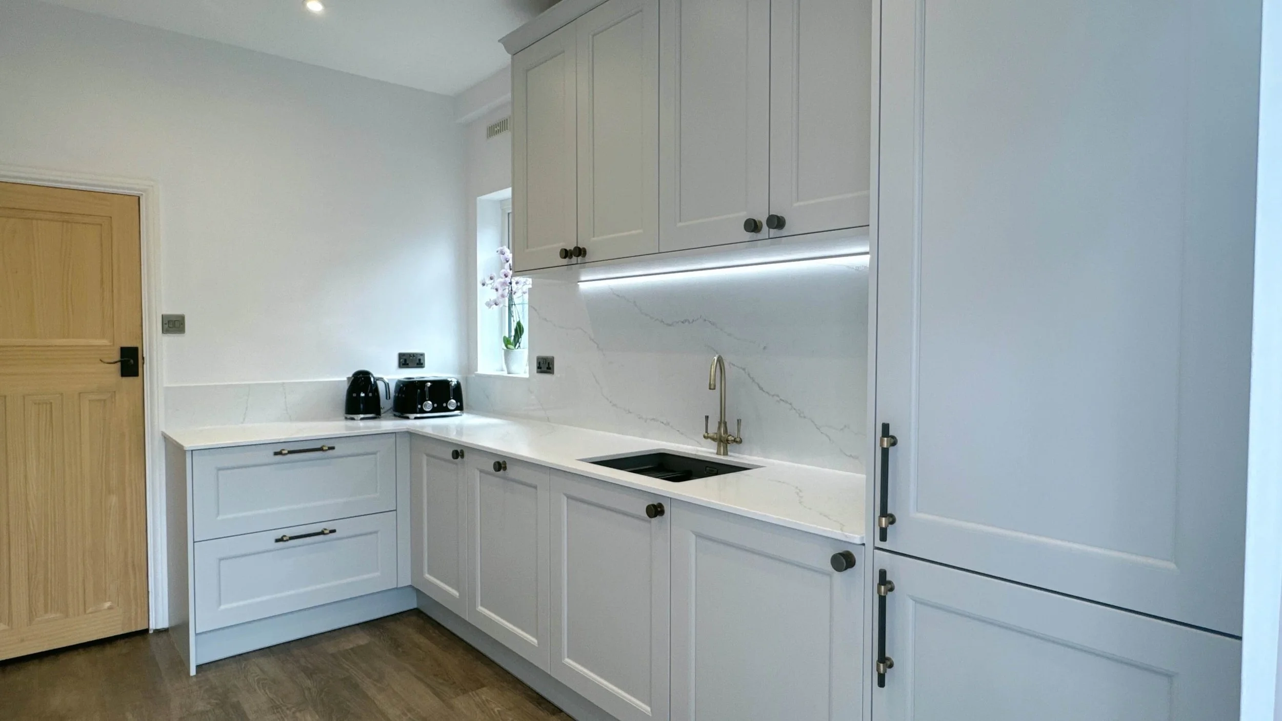 Soft Grey Shaker Kitchen in London