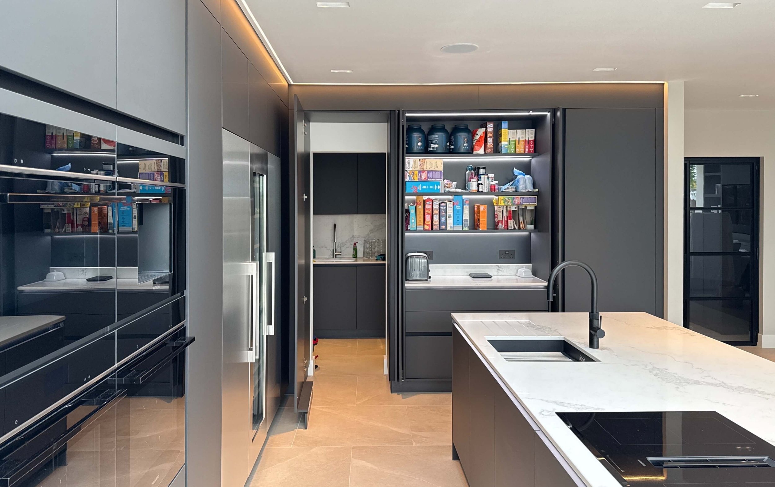 Grey Handleless Kitchen in Bromley