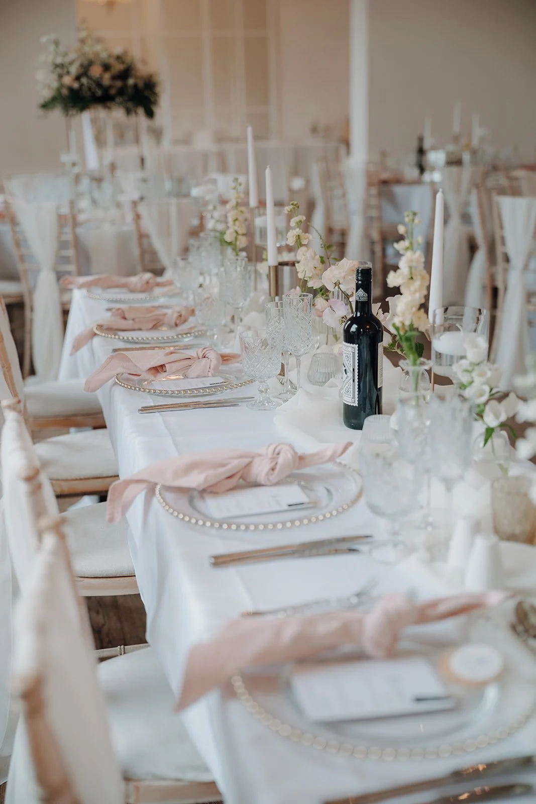 Nottinghamshire wedding stylist