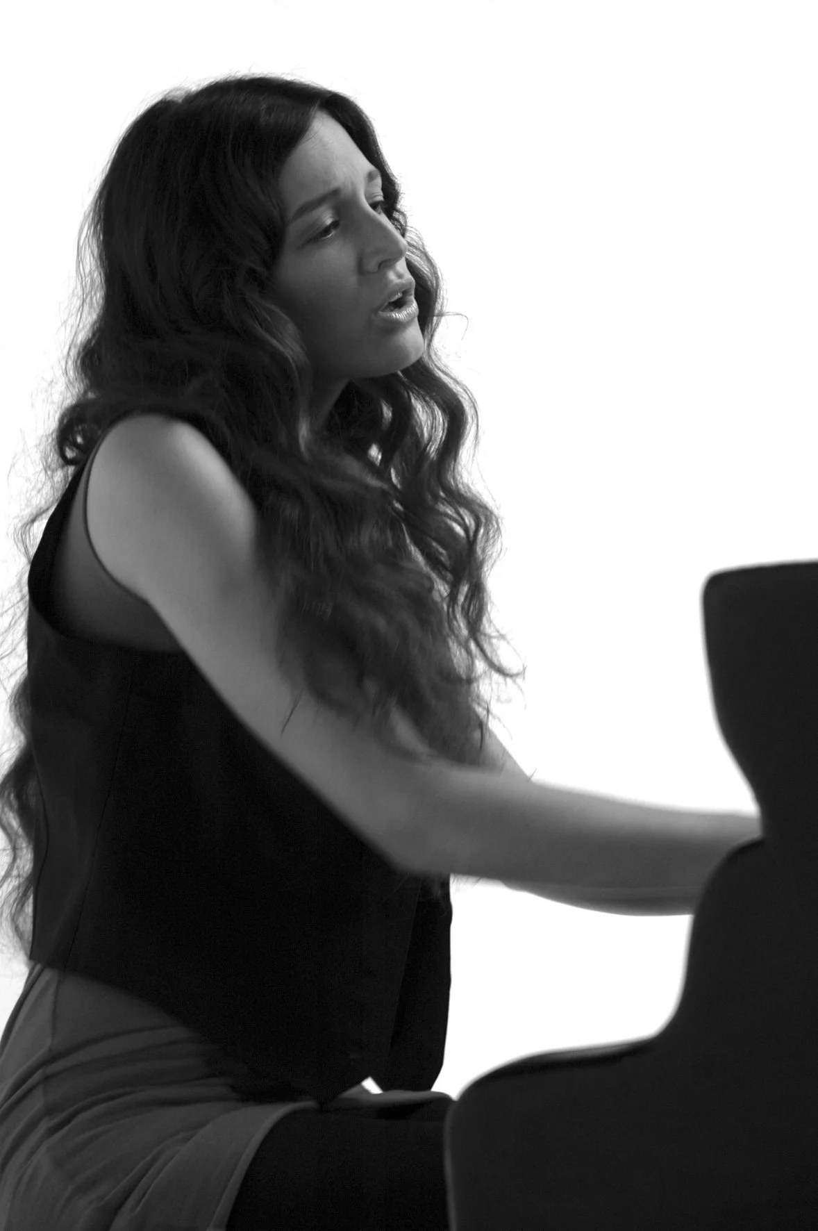 PaulinePiano4.jpg
