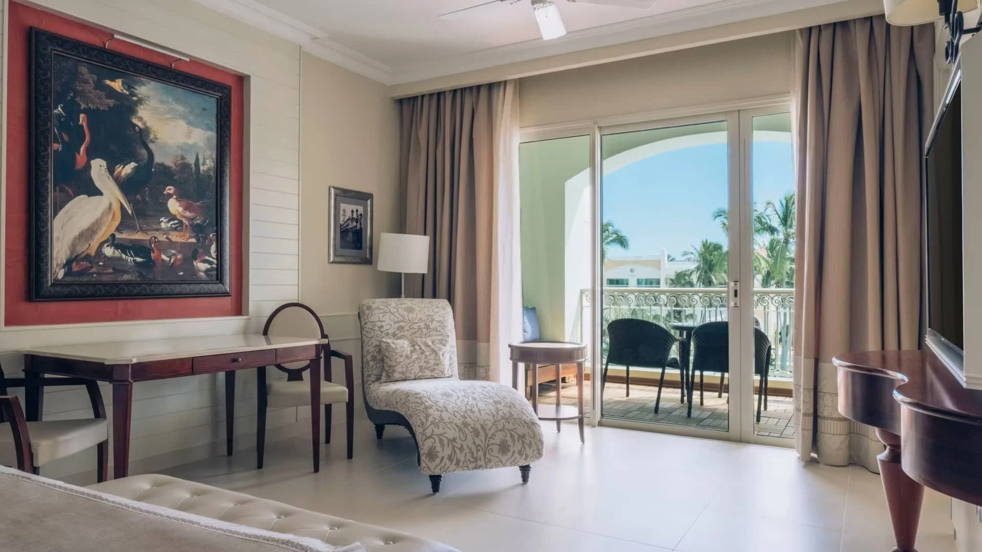 suite_lake_view3.jpg