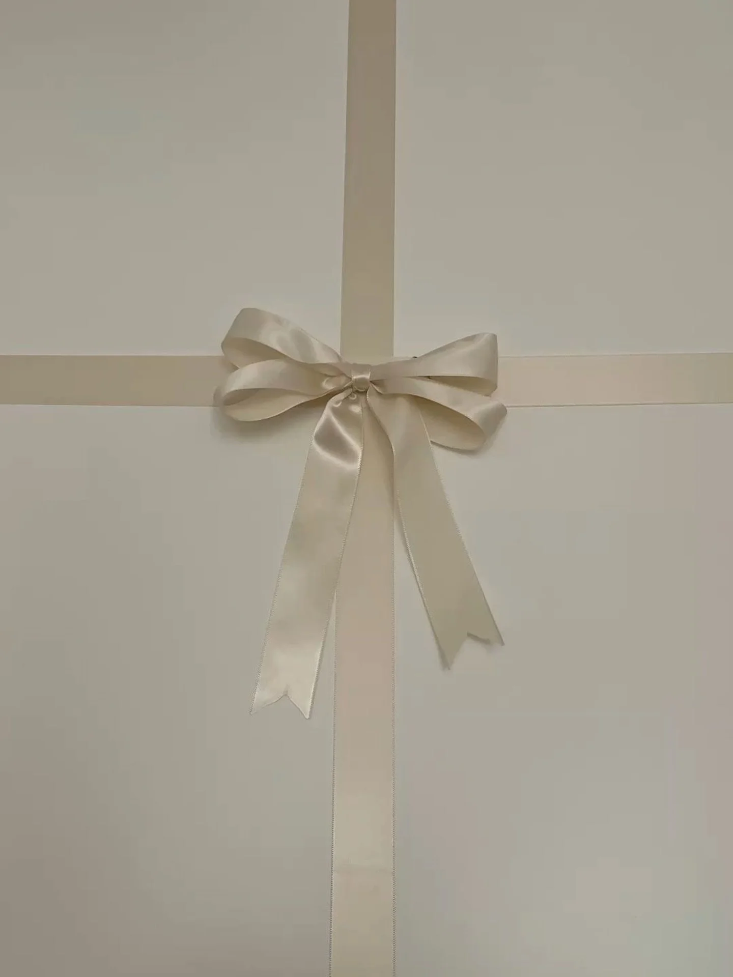 Merry Christmas to those who celebrate 🤍

Sending love to anyone who may be finding the holiday season difficult.

Wishing everyone moments of calm, deep rest and peace.

Team Bare Aesthetics&trade;