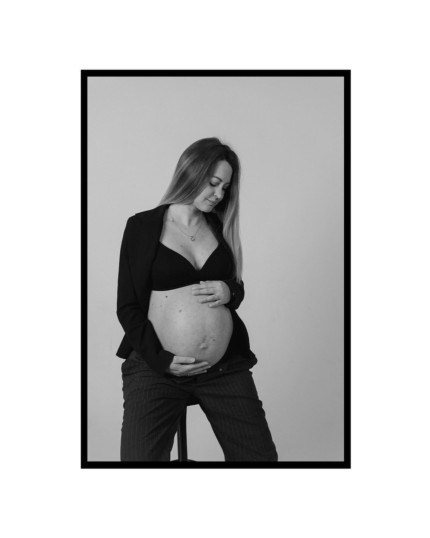 Nika v studiu 🤍

#nosecka #nosecniskofotografiranje #pregophotoshoot #nosečni&scaron;kofotografiranje #nosečka #portretnofotografiranje