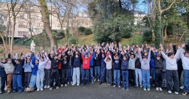 Cette ann&eacute;e encore je suis parrain des classes Gl&eacute;nan de l&rsquo;externat des enfants nantais ! C&rsquo;est toujours un r&eacute;gal de voir les jeunes coll&eacute;giens, de leur expliquer mon parcours et mon m&eacute;tier, en esp&eacut