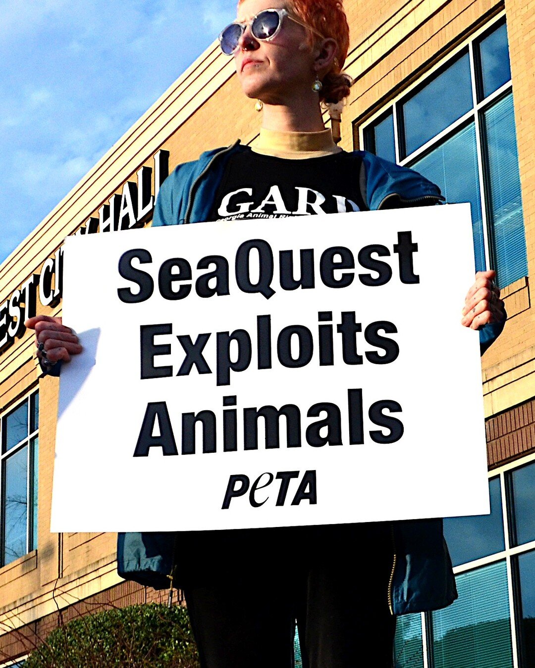GARP protest at Stonecrest City Hall. SeaQuest at Stonecrest Mall in Dekalb County has been operating illegally since opening in Nov. 2021 because the property is NOT ZONED TO HOUSE INDOOR ANIMAL EXHIBITS. And now, the City of Stonecrest is actually 