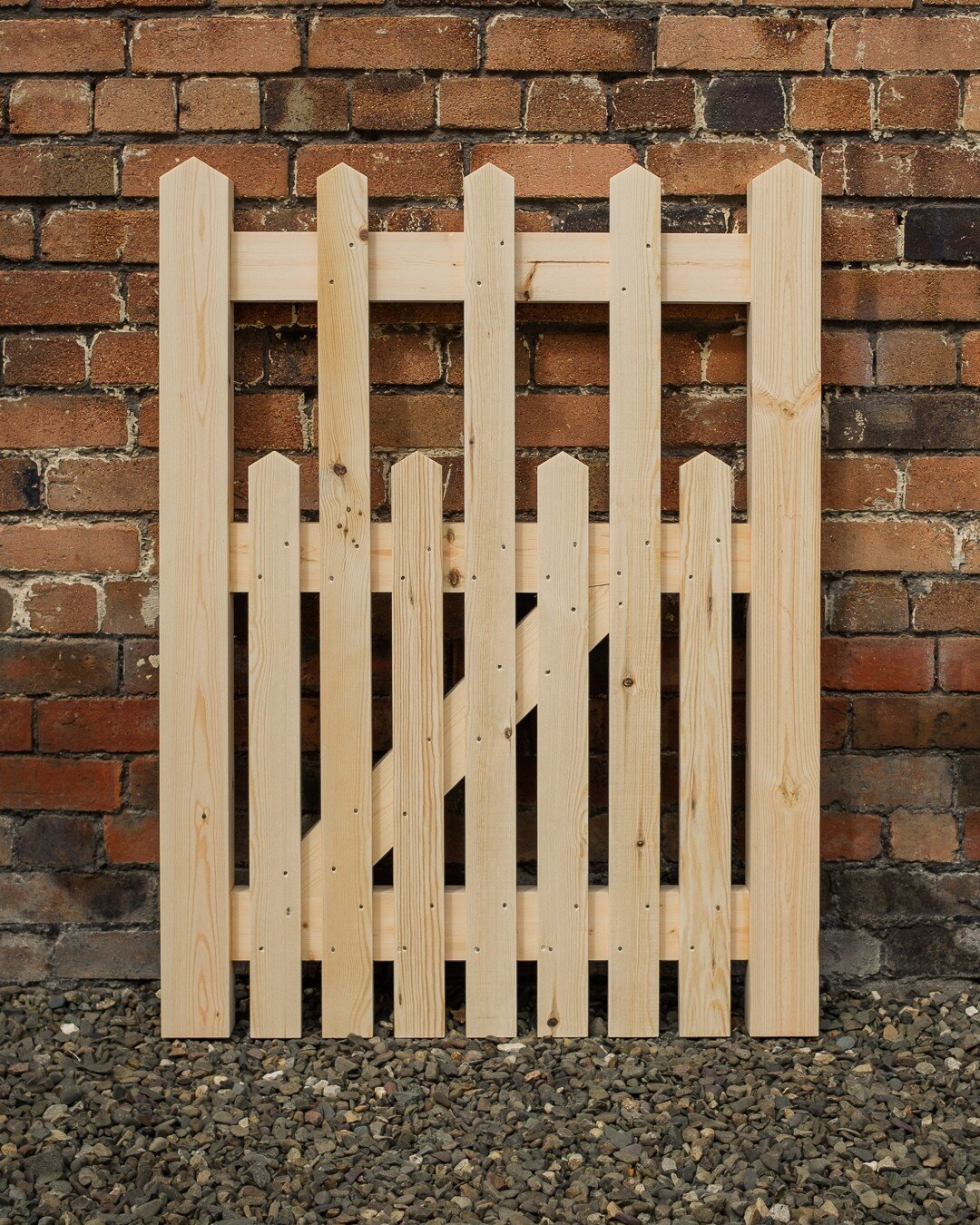 The Hilltop. This is a classic picket gate featuring alternating hight pickets across the gate. Inspired by the gates in the garden of the film Peter Rabbit, which looking into it were inspired by Hilltop farm where Beatrix Potter once lived.