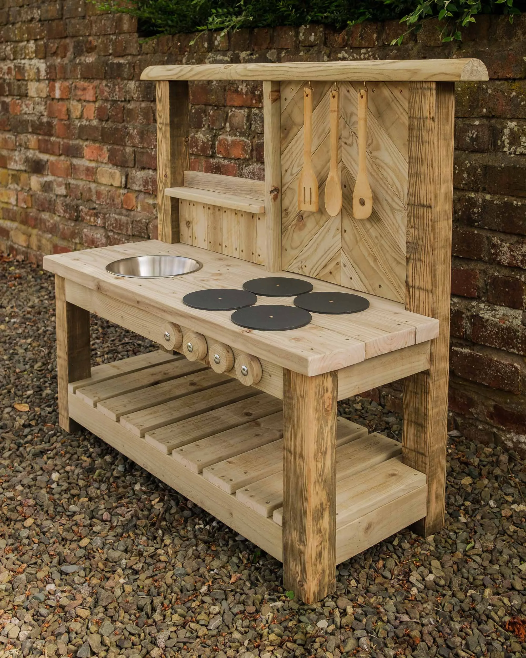 grovewood-handcrafted-wooden-mud-kitchen-shropshire-right--DSCF1872.jpg