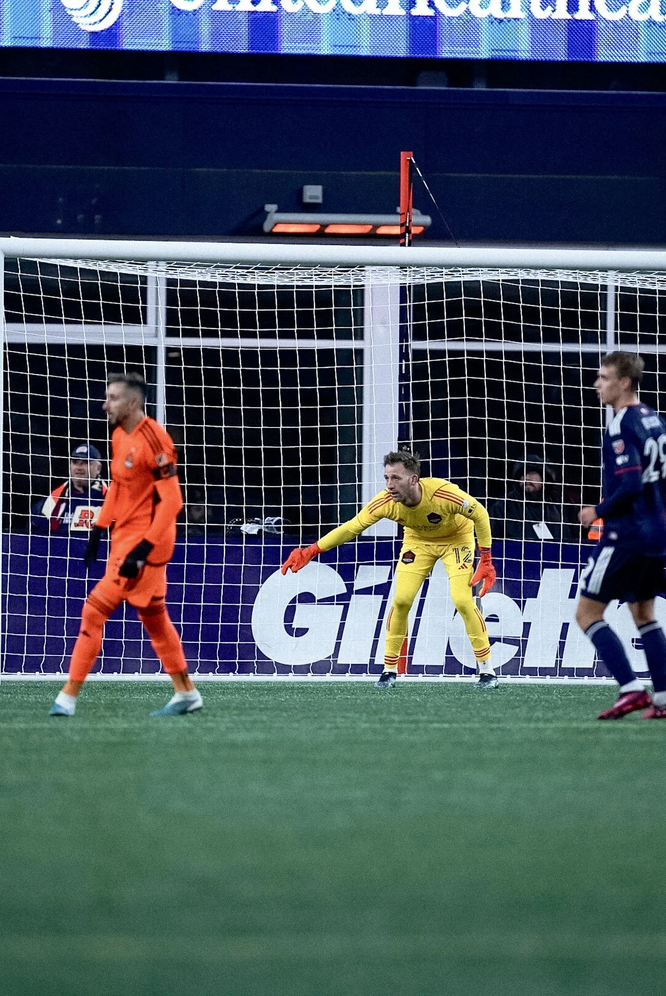 Dynamo drop second straight road match, 3-0 in New England