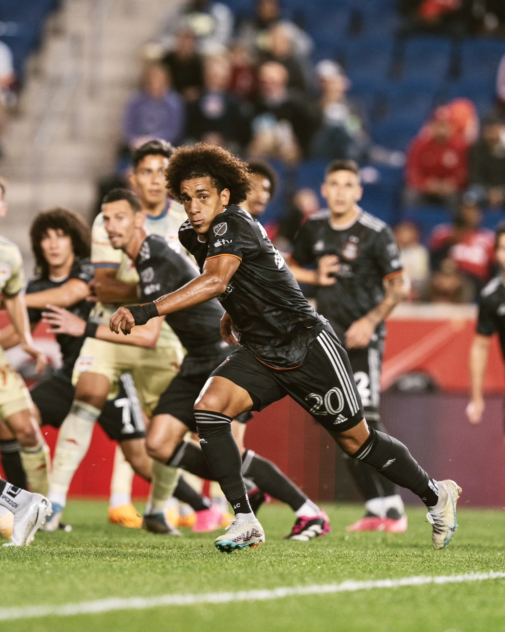 Dynamo concede late in 1-1 draw with New York Red Bulls