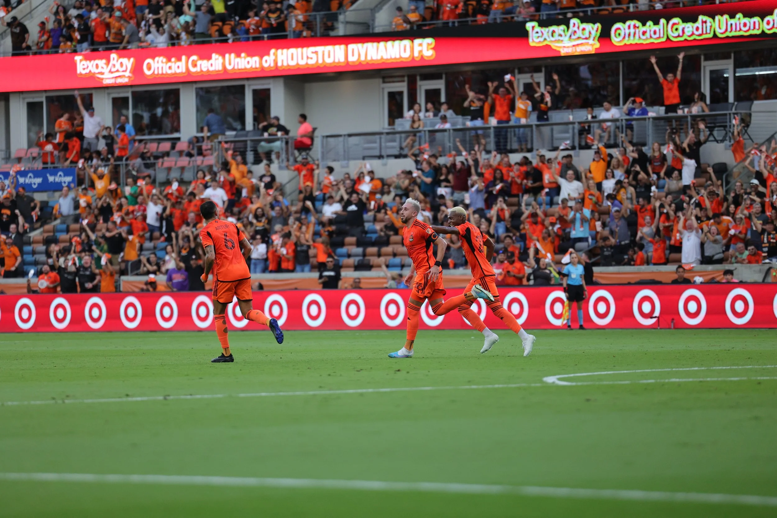 Bassi goal gives Dynamo 1-0 lead in first round playoff series