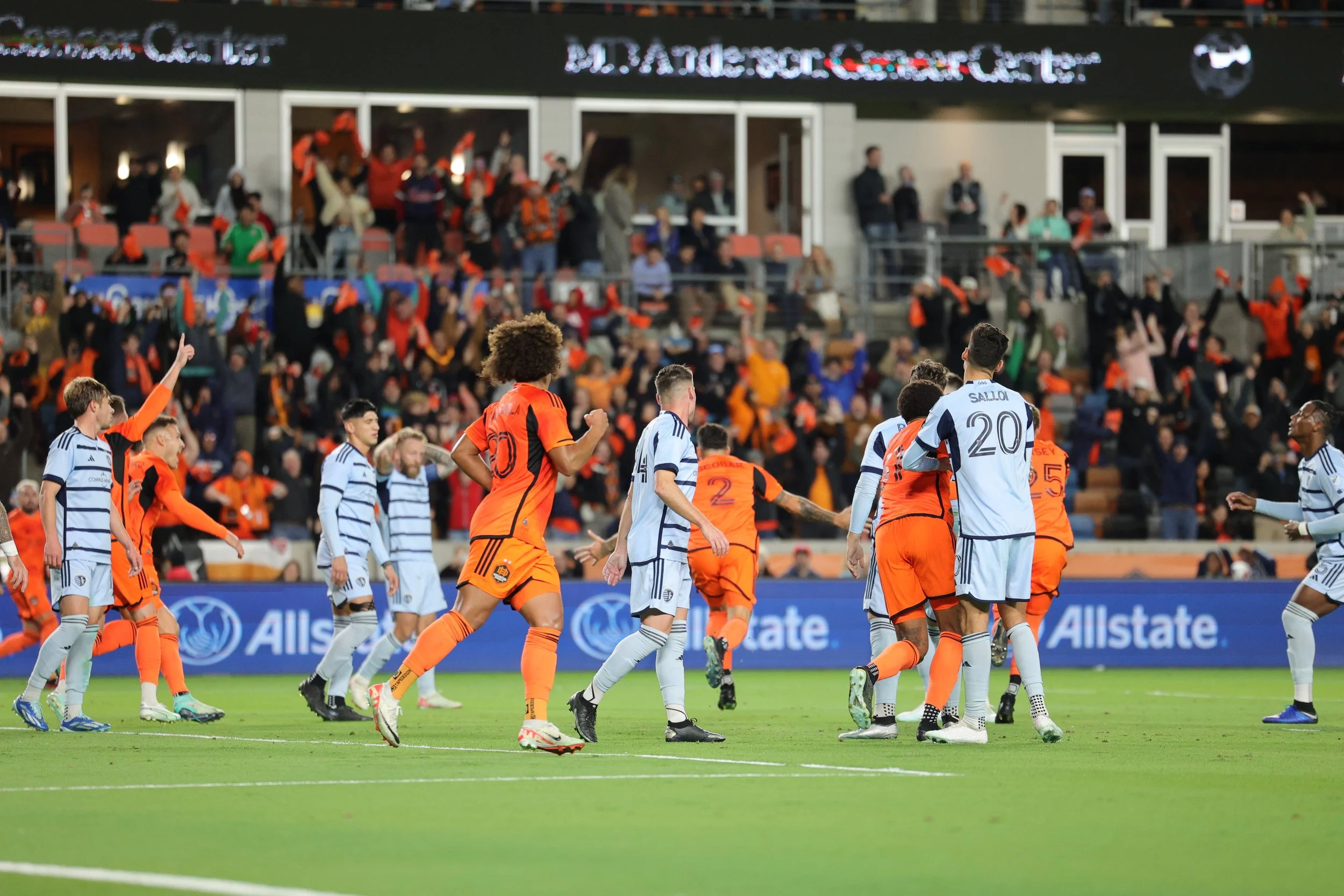 Dynamo sink Sporting Kansas City to advance to Western Conference final
