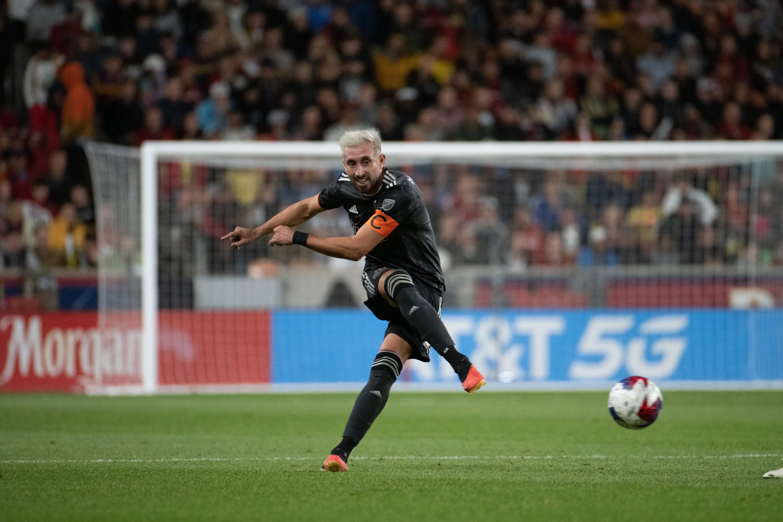 Dynamo captain Hector Herrera injured, could miss beginning of season