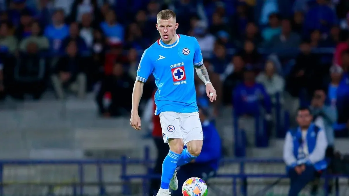 Houston Dynamo sign Polish attacker Mateusz Bogusz