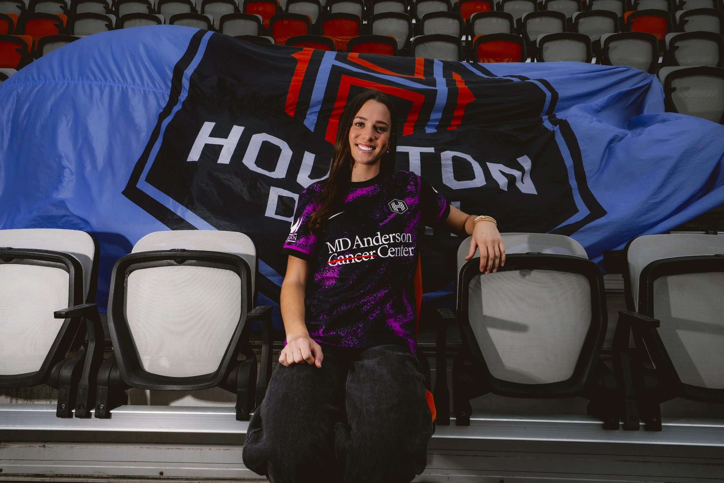 Dash Rookie Kat Rader Embraces New Chapter in Houston