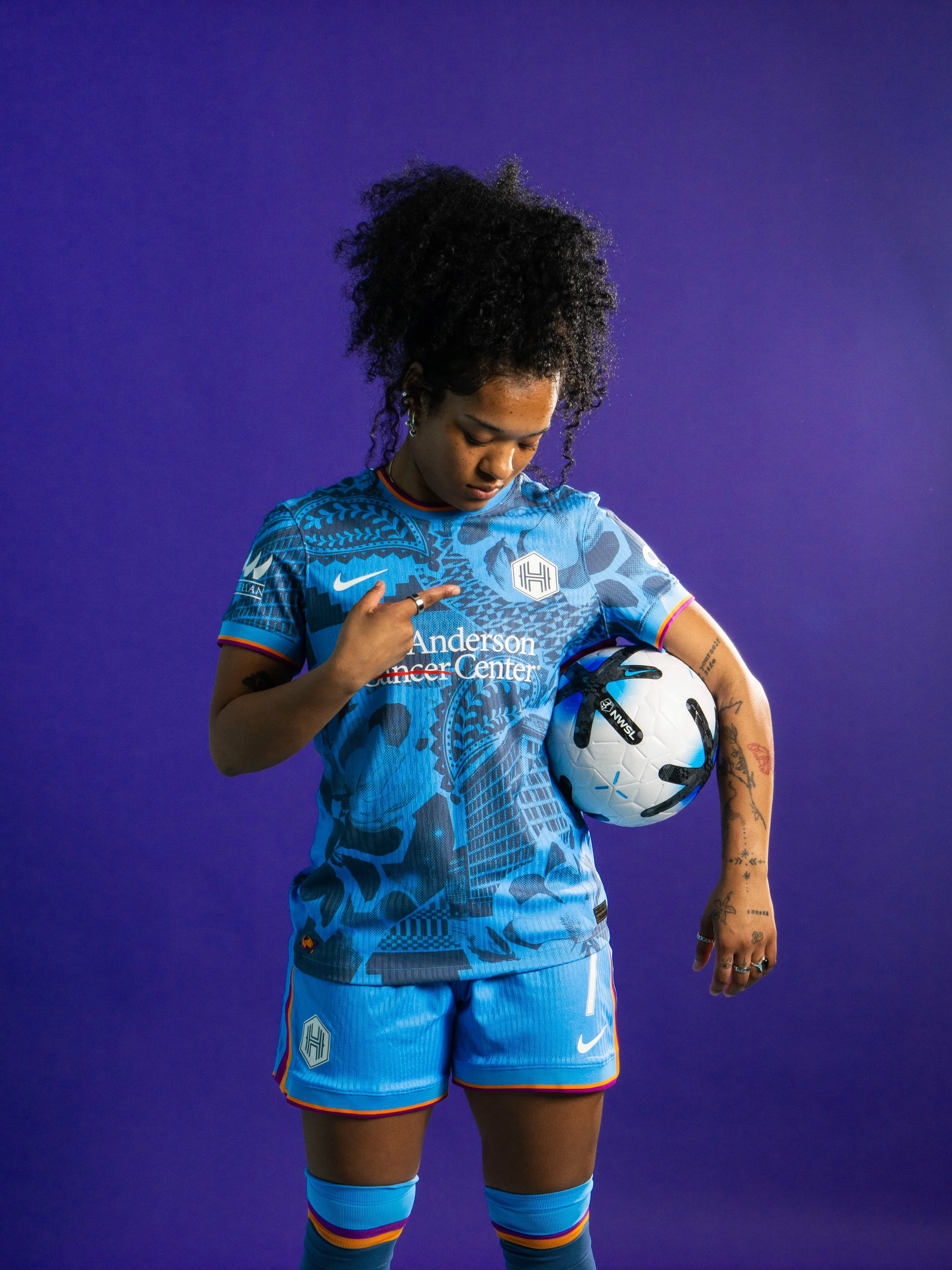 Houston Chronicles Kit with Houston Dash FW Evelina Duljan.jpg