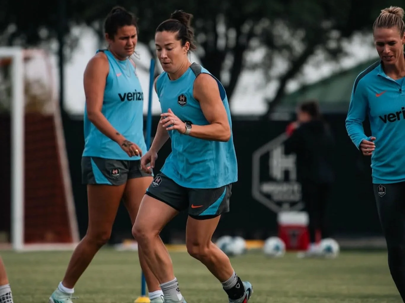 Houston Dash vs Racing Louisville staff picks