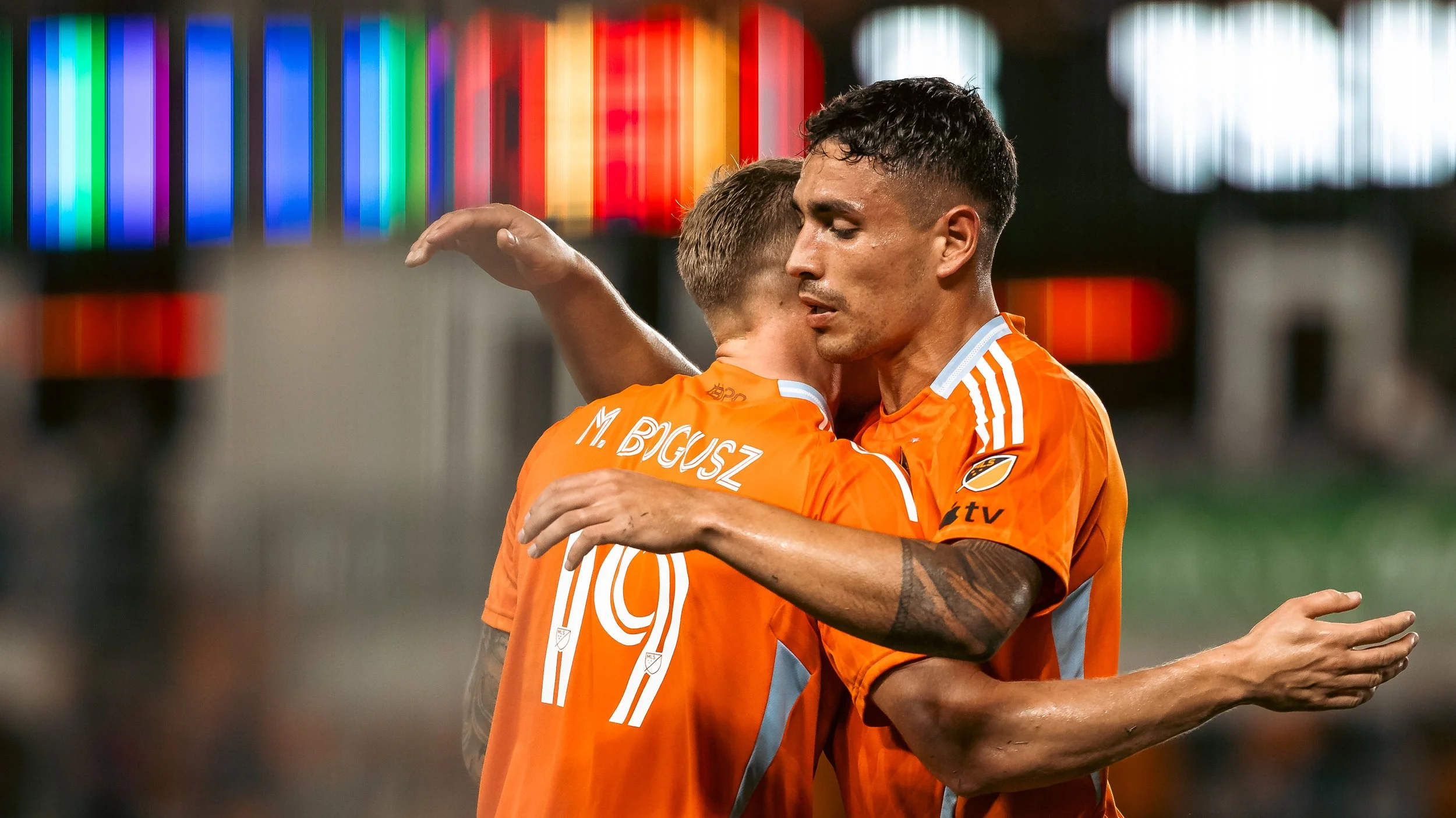 Houston Dynamo vs El Paso Locomotive ratings