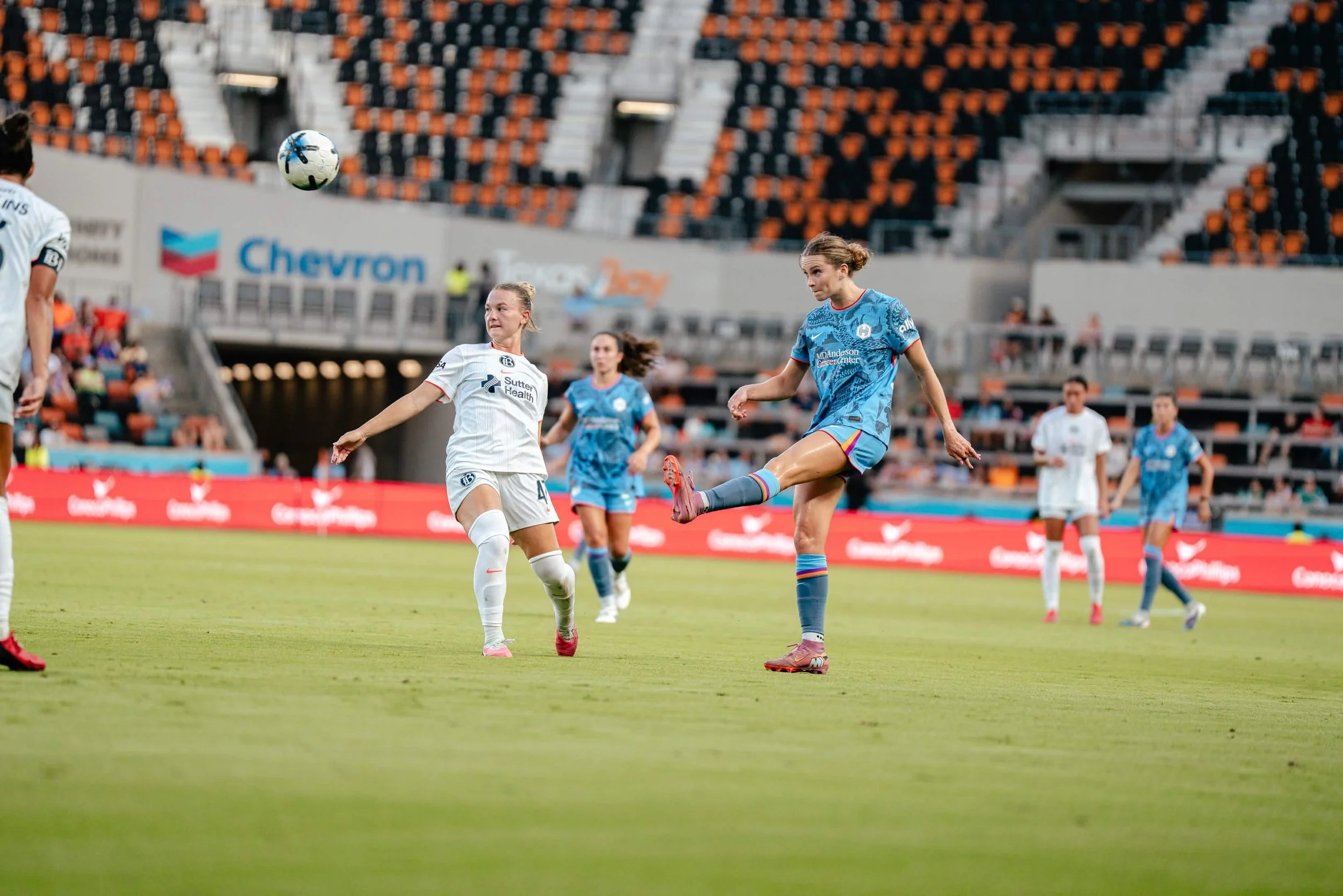 Dash Beat Bay with Late Ullmark Goal