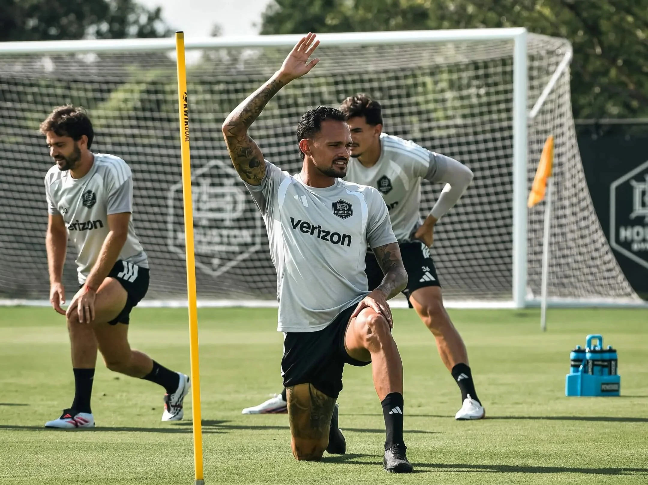 Houston Dynamo Take Red-Hot Form to New England