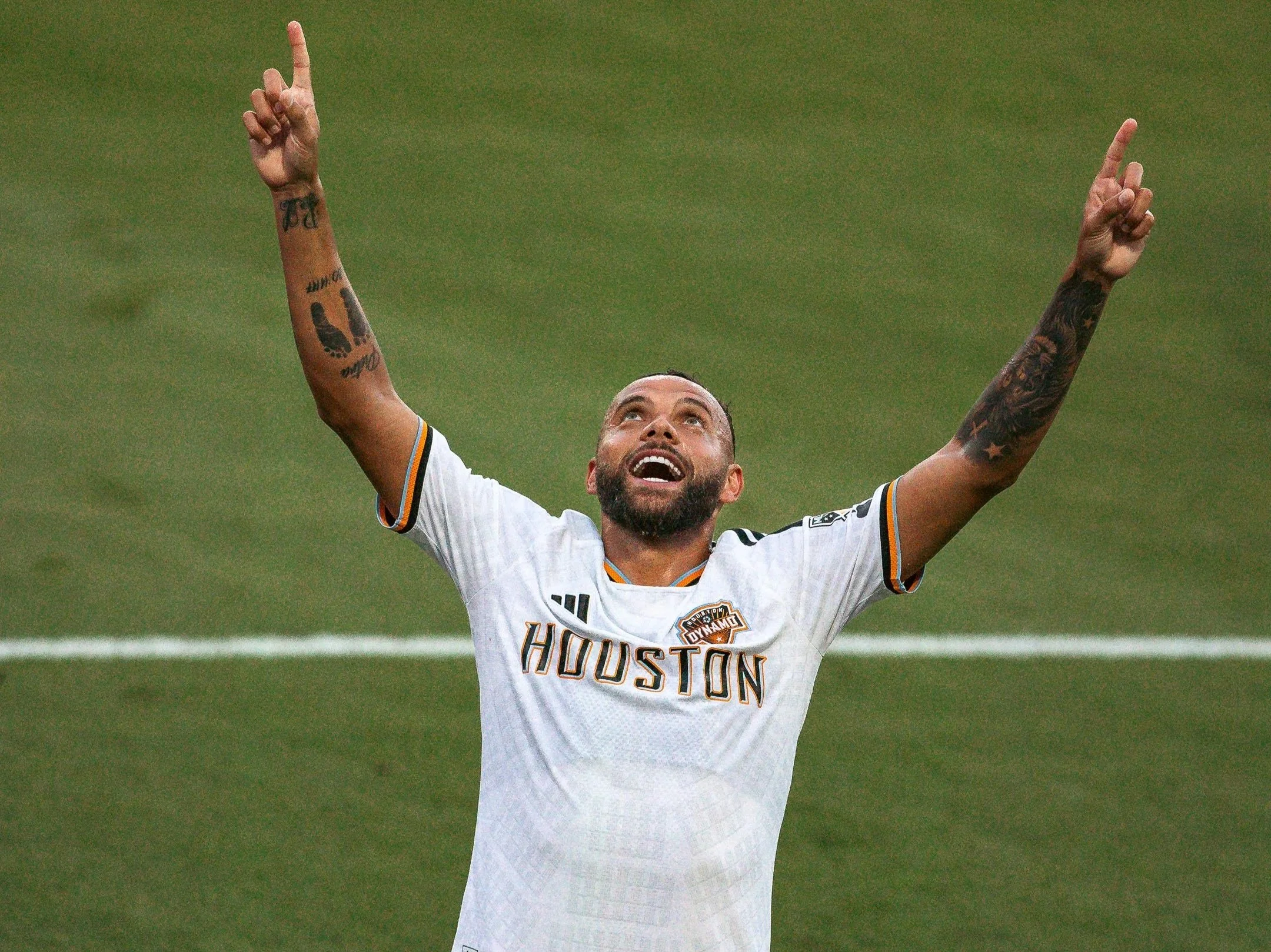 Guilherme’s Penalty Sends Houston Dynamo Top of Western Conference
