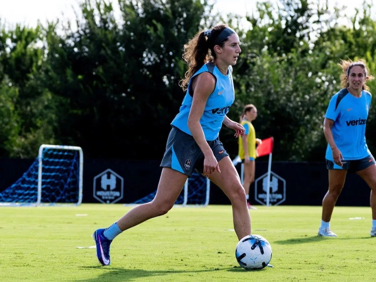 Houston Dash Look to Build Momentum Against Struggling Chicago Stars