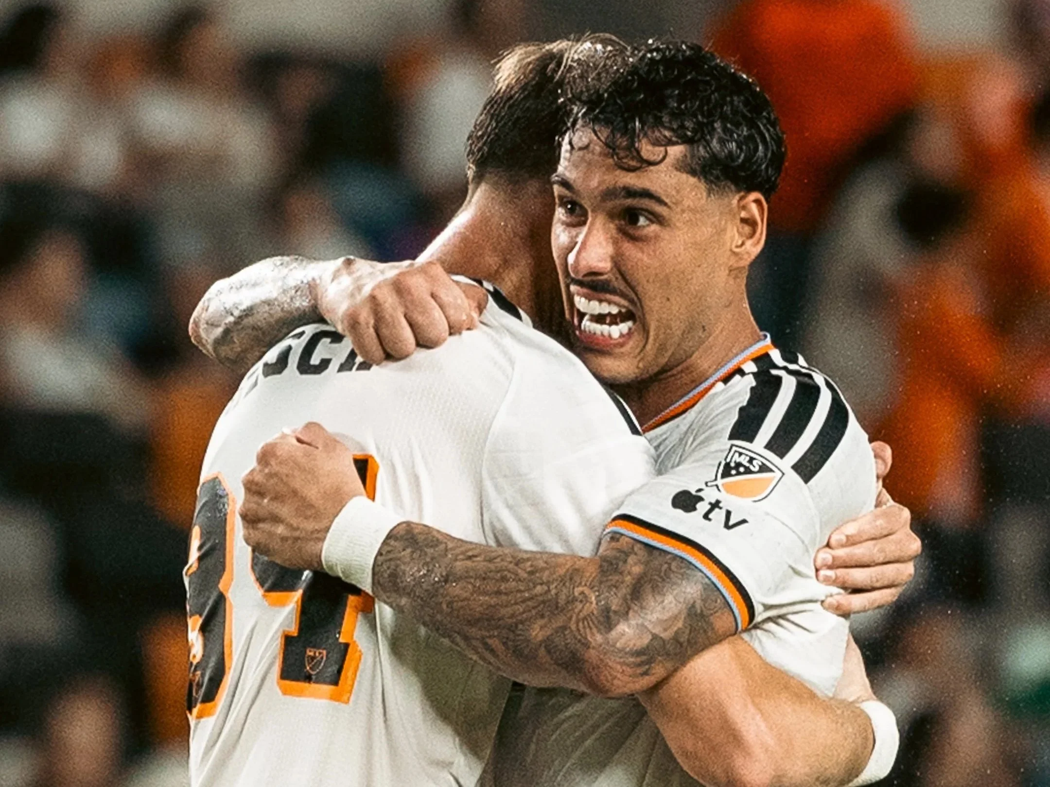 Houston Dynamo Battle Vancouver Whitecaps for Top Spot in the West