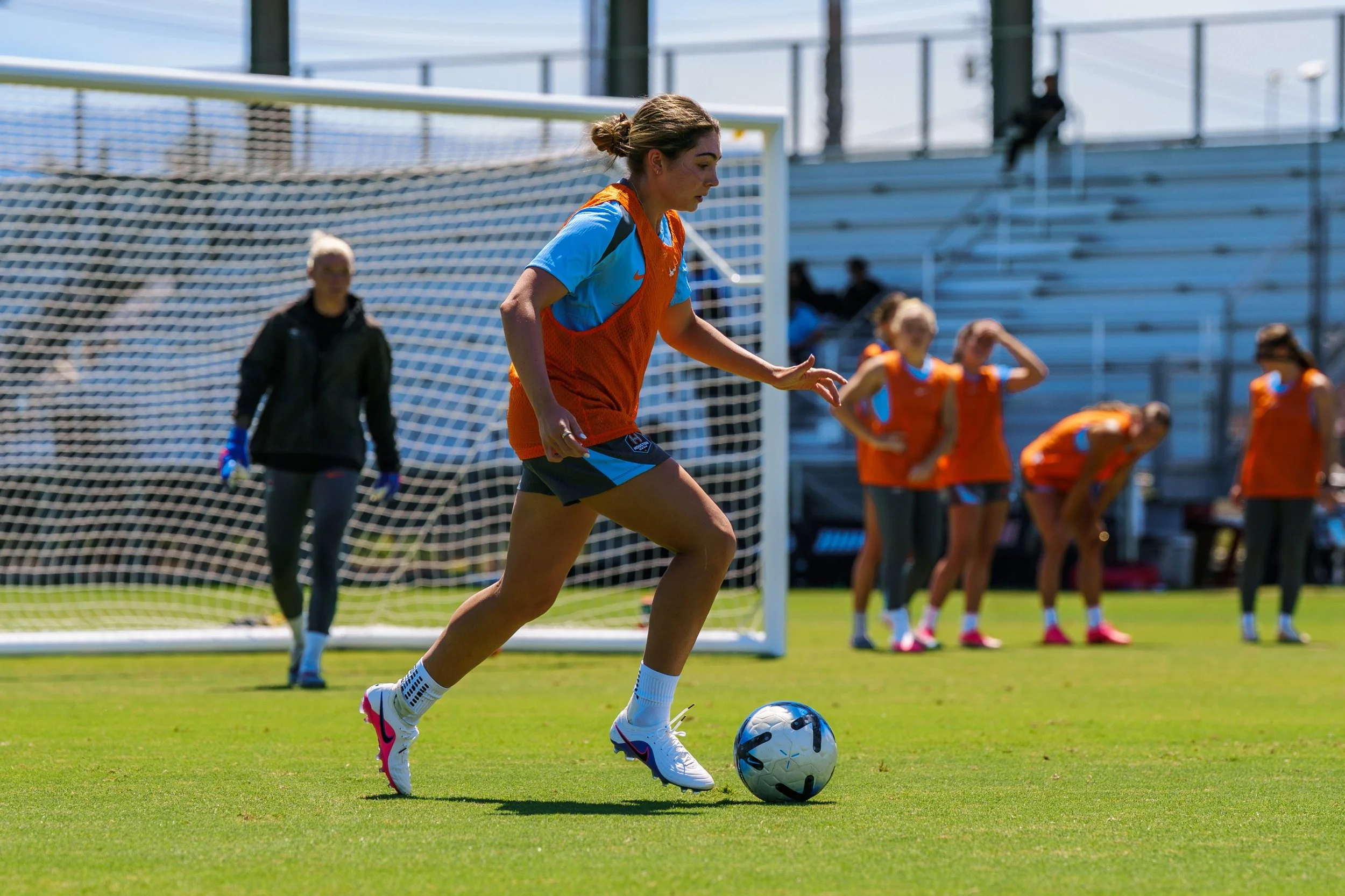 Houston Dash Look to Keep Rolling as Three-Match Road Trip Begins at Bay FC