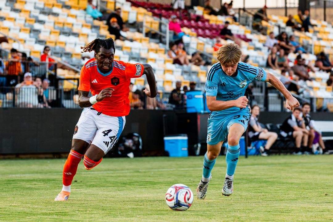 Dynamo 2sday: Dos Fall to Minnesota