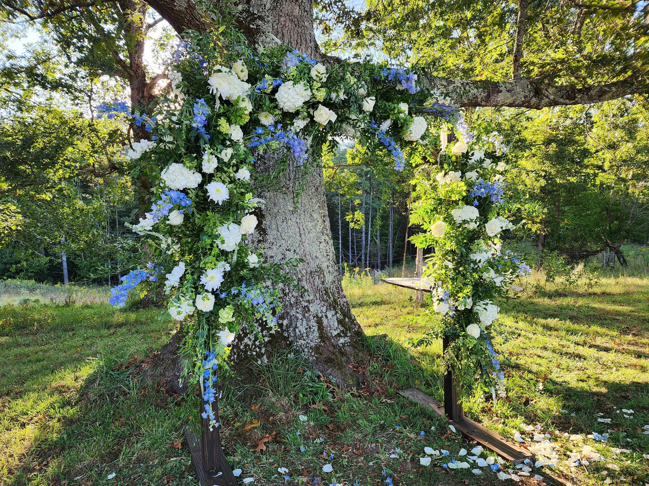 3d.81 ceremony with arch.jpg