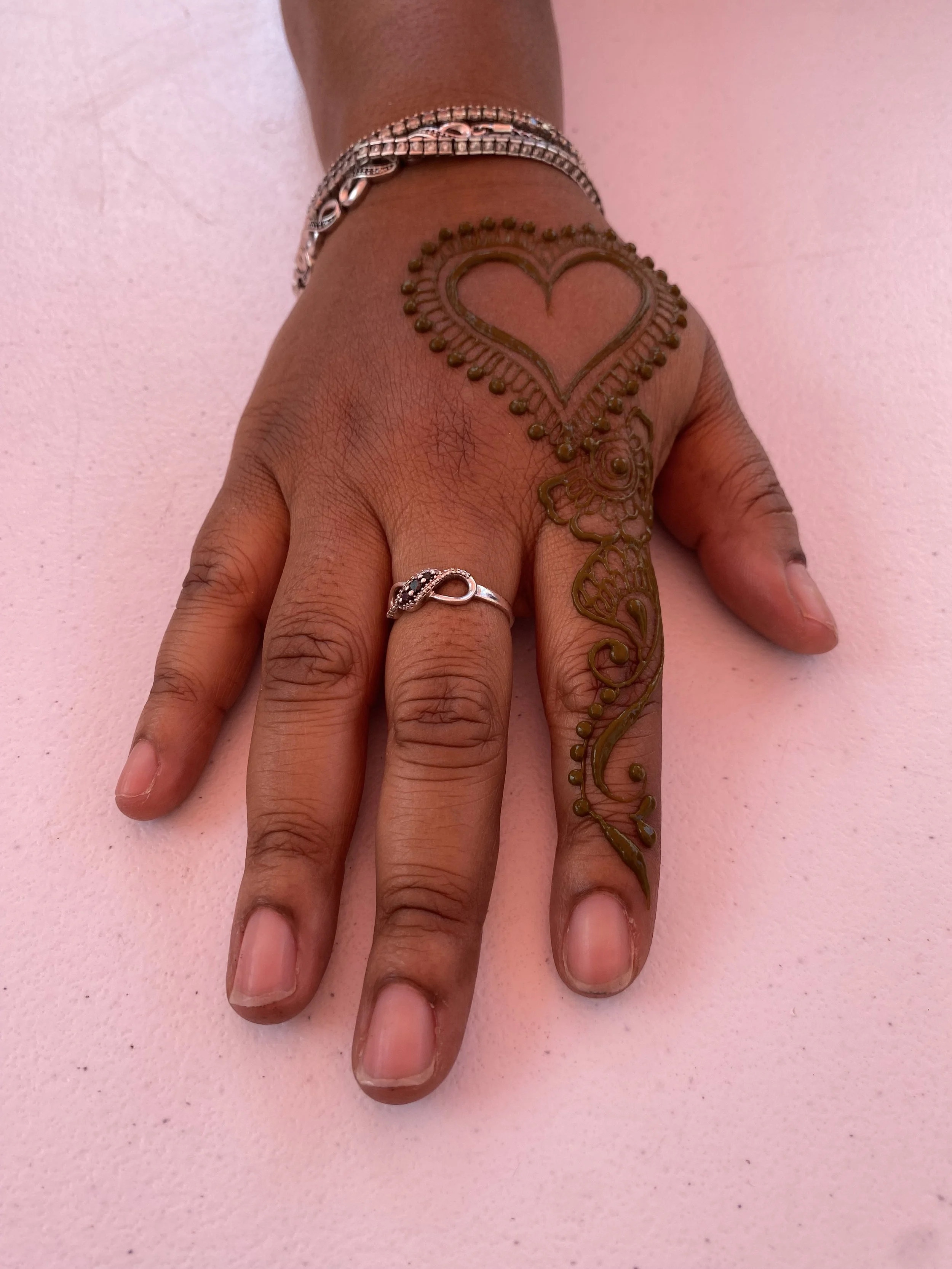 graduation-party-henna-dmv-2.jpeg