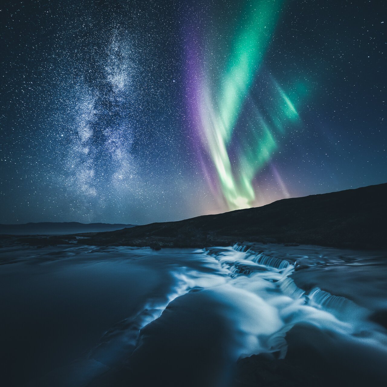 Mikko-Lagerstedt-Milky-Way-Aurora.jpg