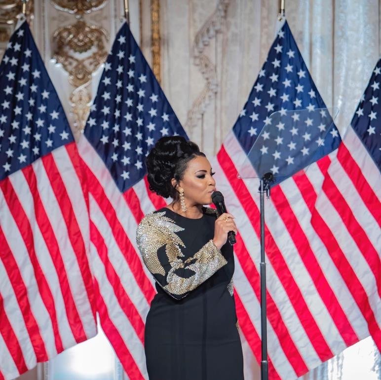 December 1, 2022, Mary was  honored to be the featured  entertainment for the American                  Freedom Tour Gala honoring  America, America’s heroes, paying tribute to President Donald Trump.