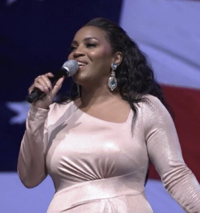 July 2, 2023, Mary was the featured guest soloist for the Cornerstone Chapel 4th of July weekend celebration in Leesburg, VA.