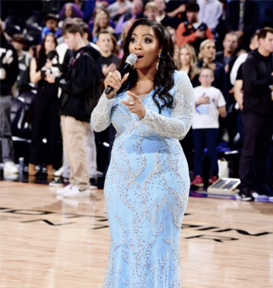 February 6th, 2024 Mary was the featured entertainment for the NBA Phoenix Suns vs. Milwaukee Bucks game in Phoenix, Arizona. To a sold-out crowd with 18,422 fans, Mary performed the National Anthem