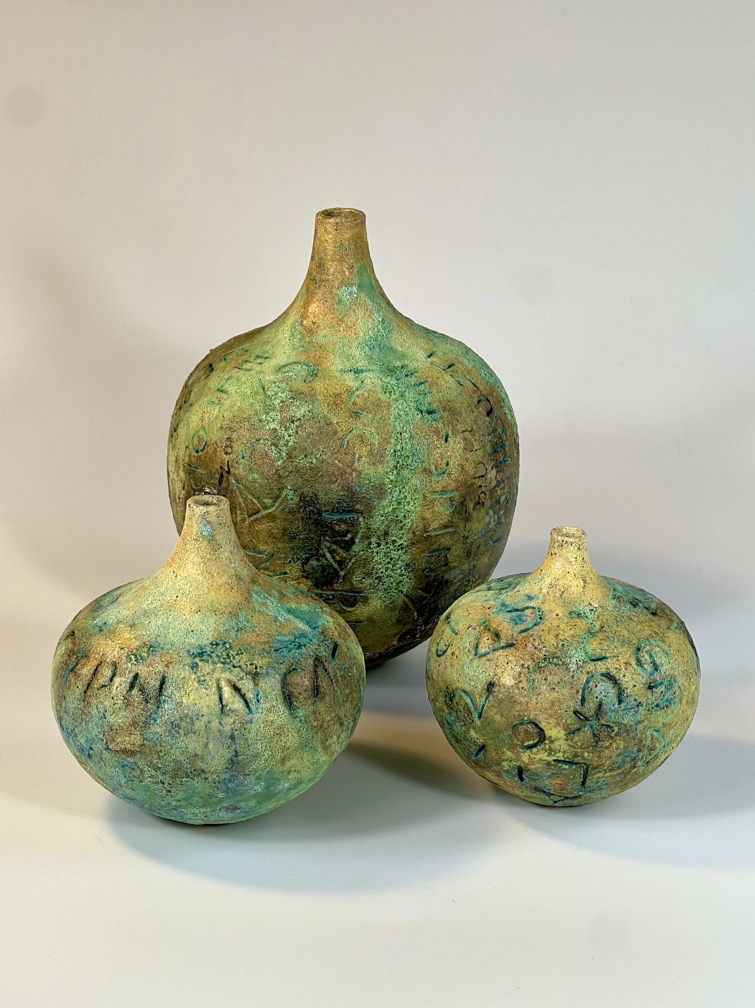 Title "Olion Tir" - Traces of Land