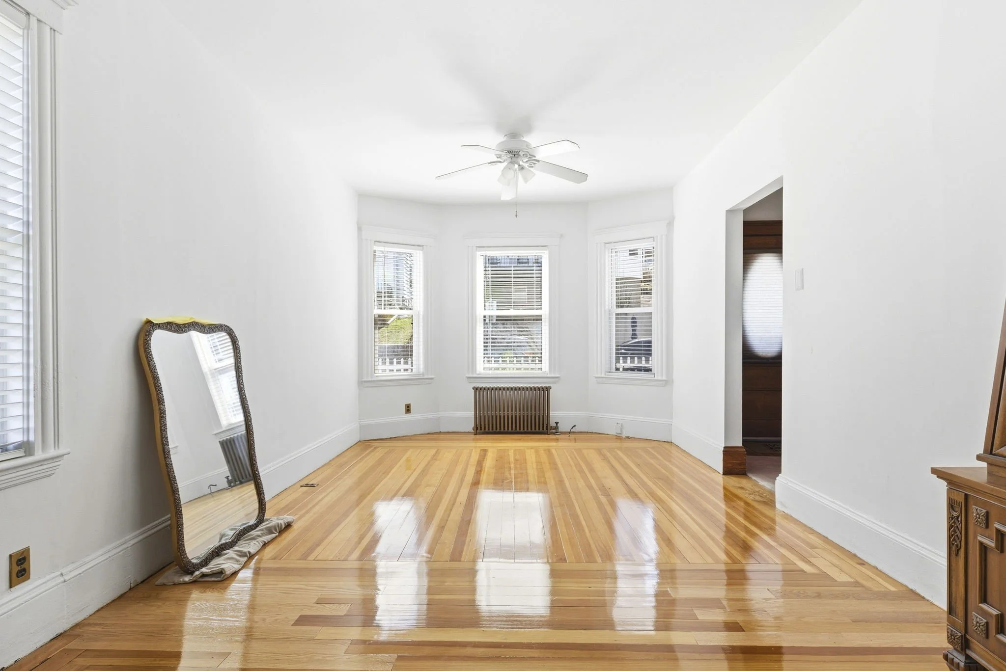 85 Faywood Avenue | $850,000