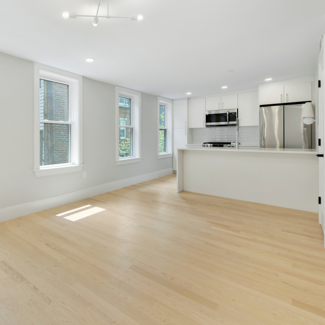 10 Lamson Court | $2,075,000