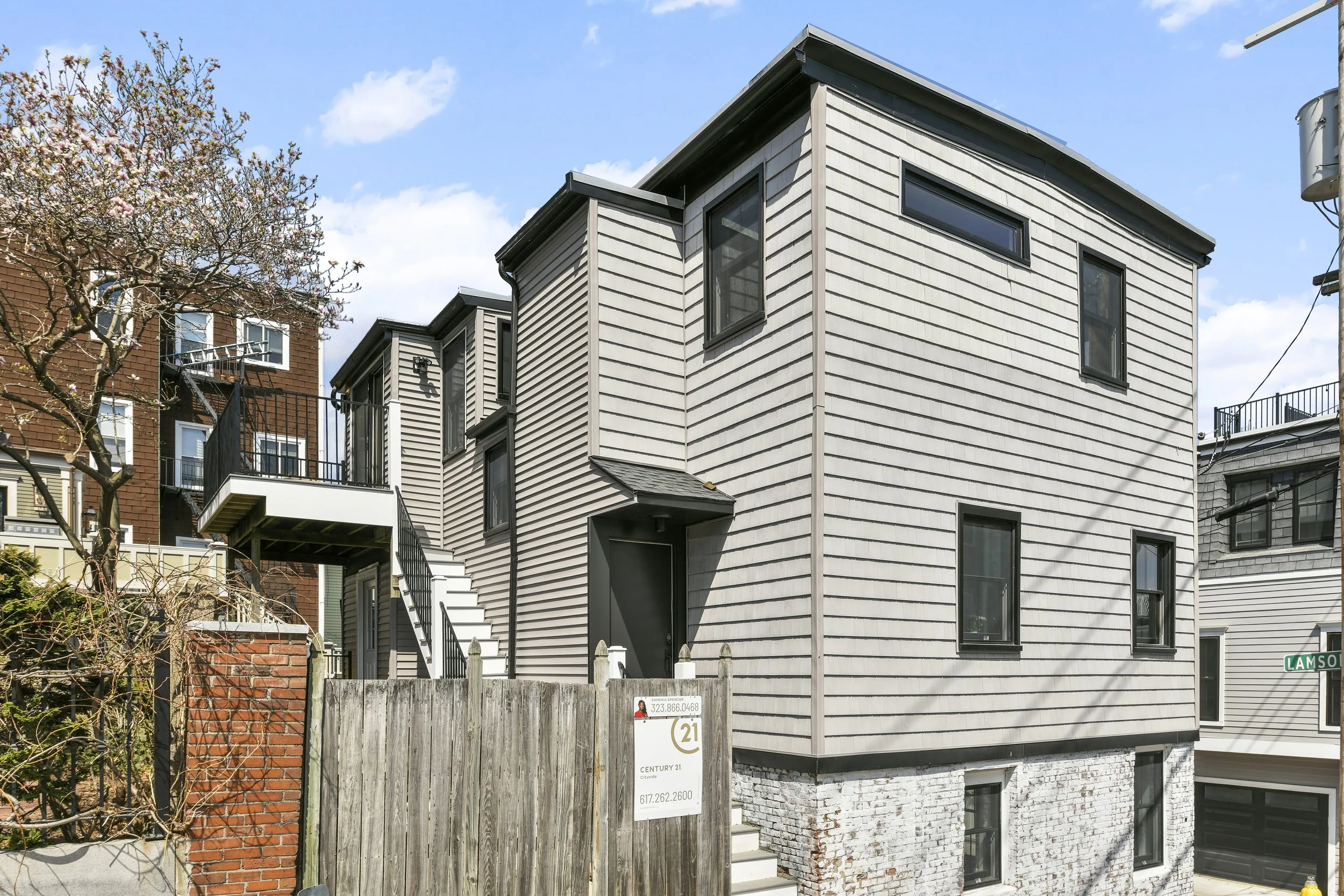 2 Lamson Court | $676,000