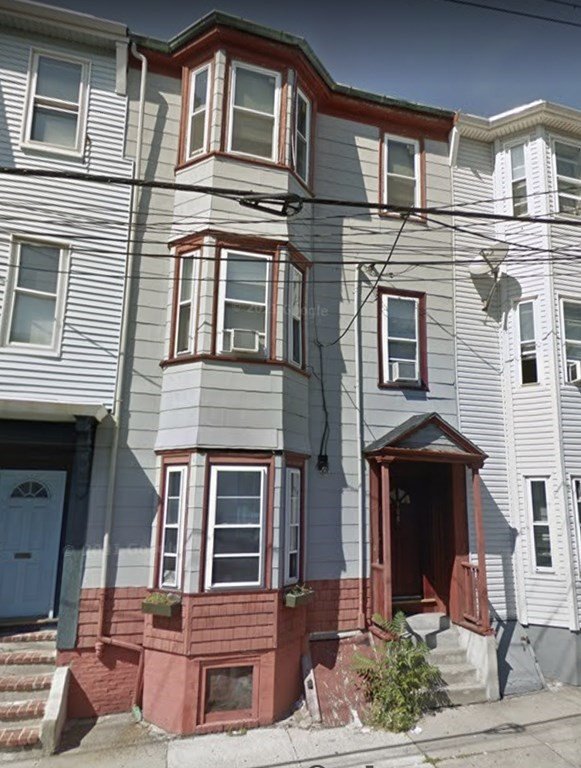 308 Saratoga Street | $650,000
