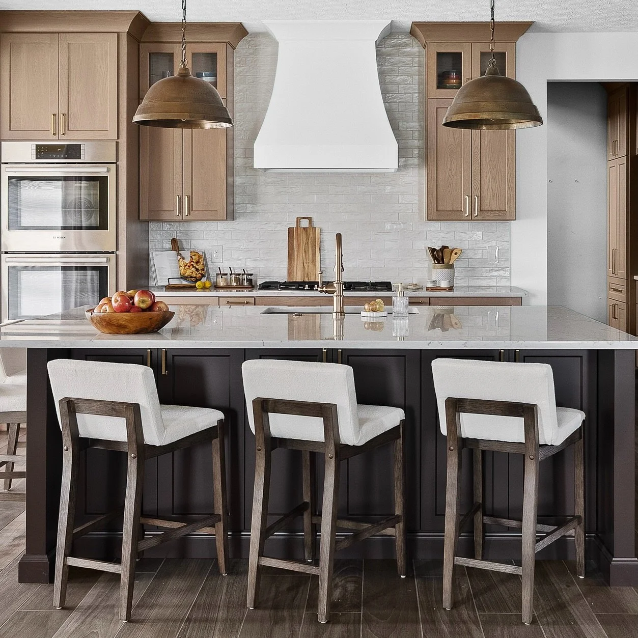 Every project starts as a vision. Maybe a sketch, maybe a rendering, or maybe a &ldquo;what if&hellip;&rdquo;

You dream it. 

We design it. 

The we have the best team to bring it to life. 

GC: @akn_interiors 
Photos: @khhomephotos 

#rendering3d #