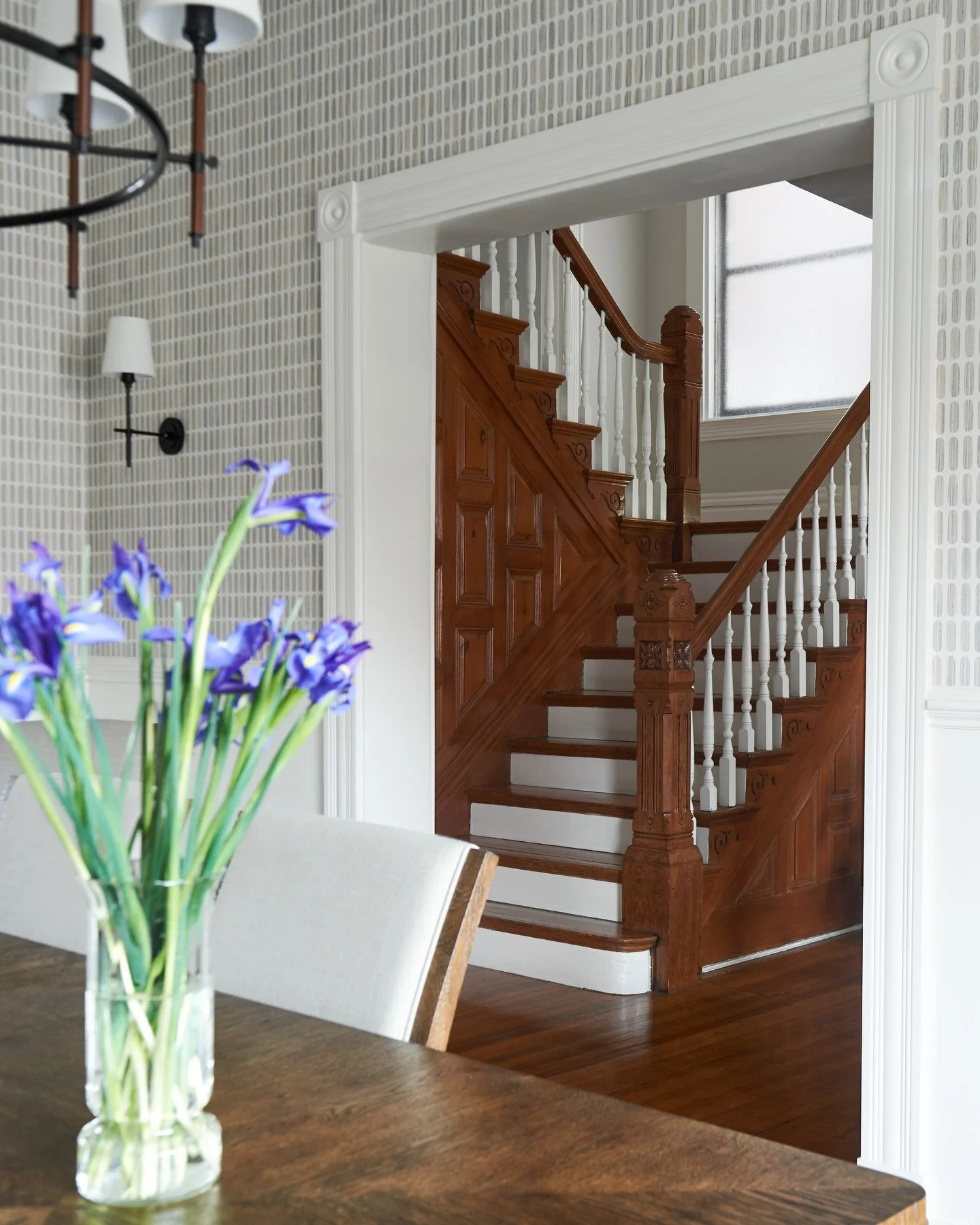 We love an older home with good bones. 🥰

Paint, wallpaper, light fixtures, and furniture can transform the feeling of a room in such an impactful way! 

#pittsburghhomes #transformation #design