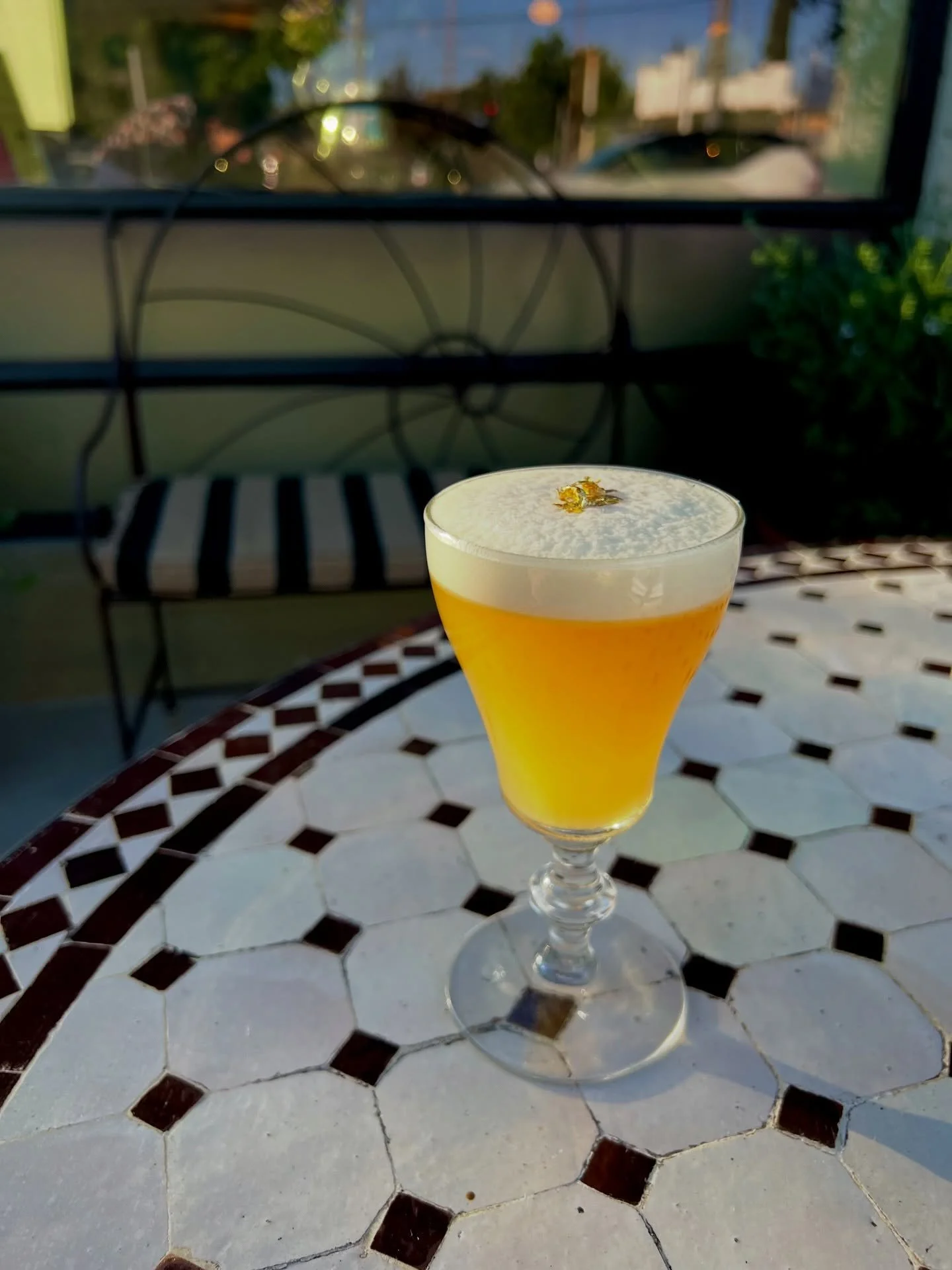 Pot o&rsquo; Gold on the menu today ☘️🌈💛

a whiskey sour w. lemon, ginger, honey