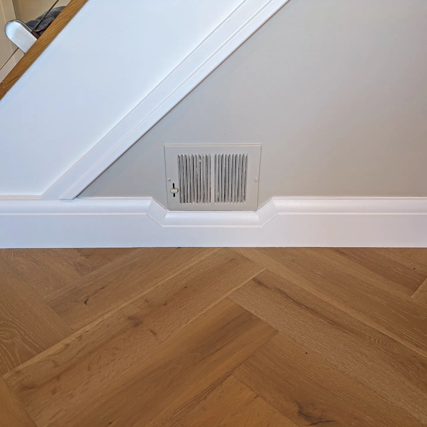 Recent skirting detail on a floor for Adam @peddlingpizzas 

Lovely job :)