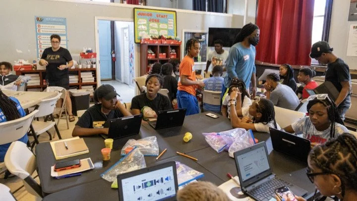 Copy of Copy of Web3 teen camp NFTs v2 (candids).069.JPEG