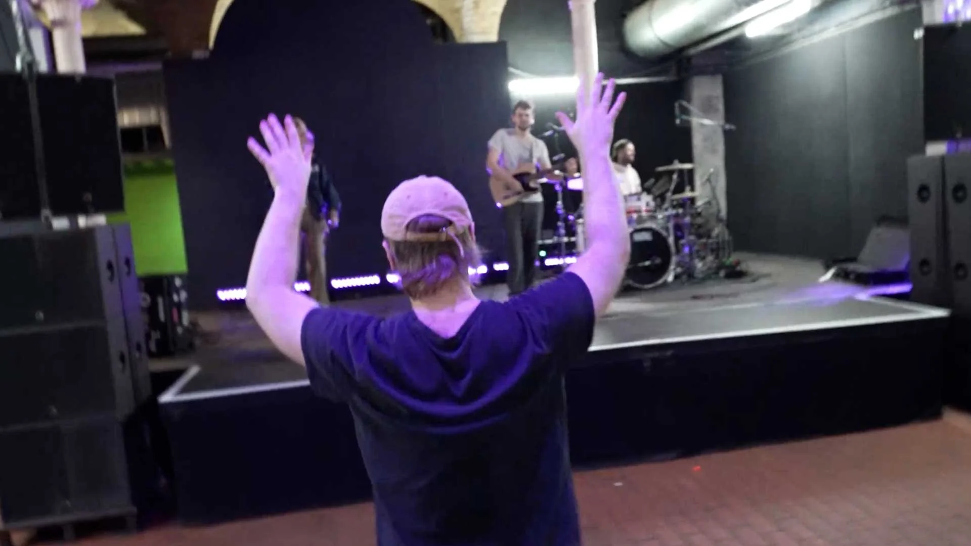 FOXTOUREU25PIC (3).jpg