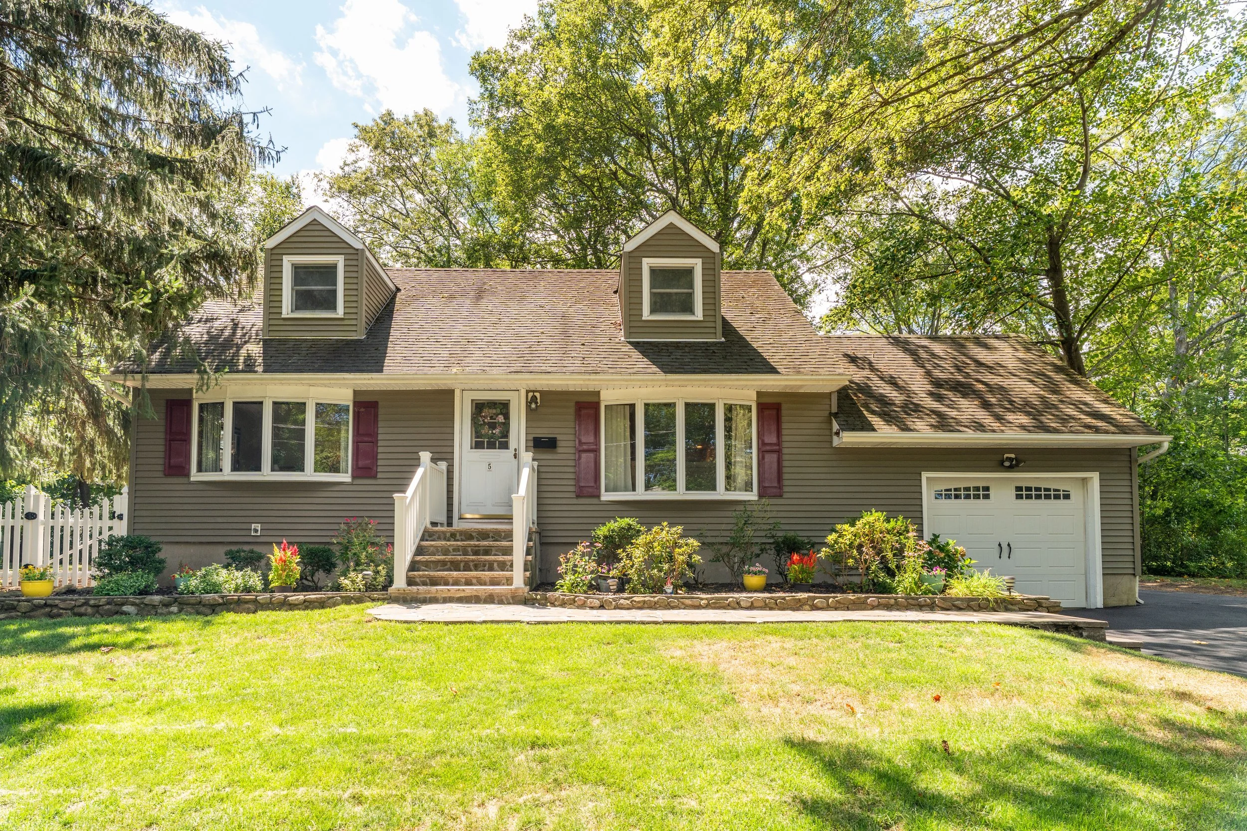 $684,000 | New City, NY