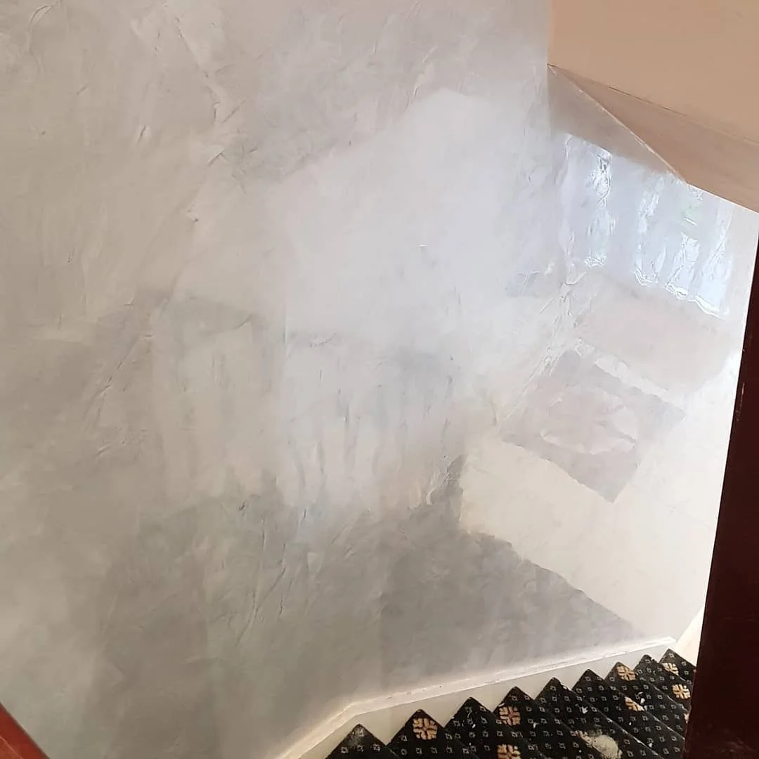 Mirror finish stairs x3.jpg