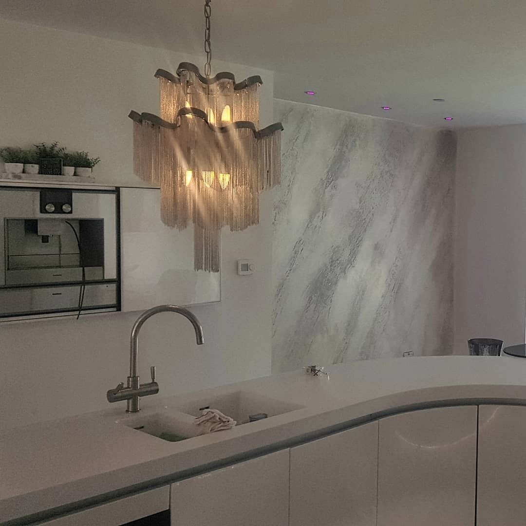 Kitchen backsplash