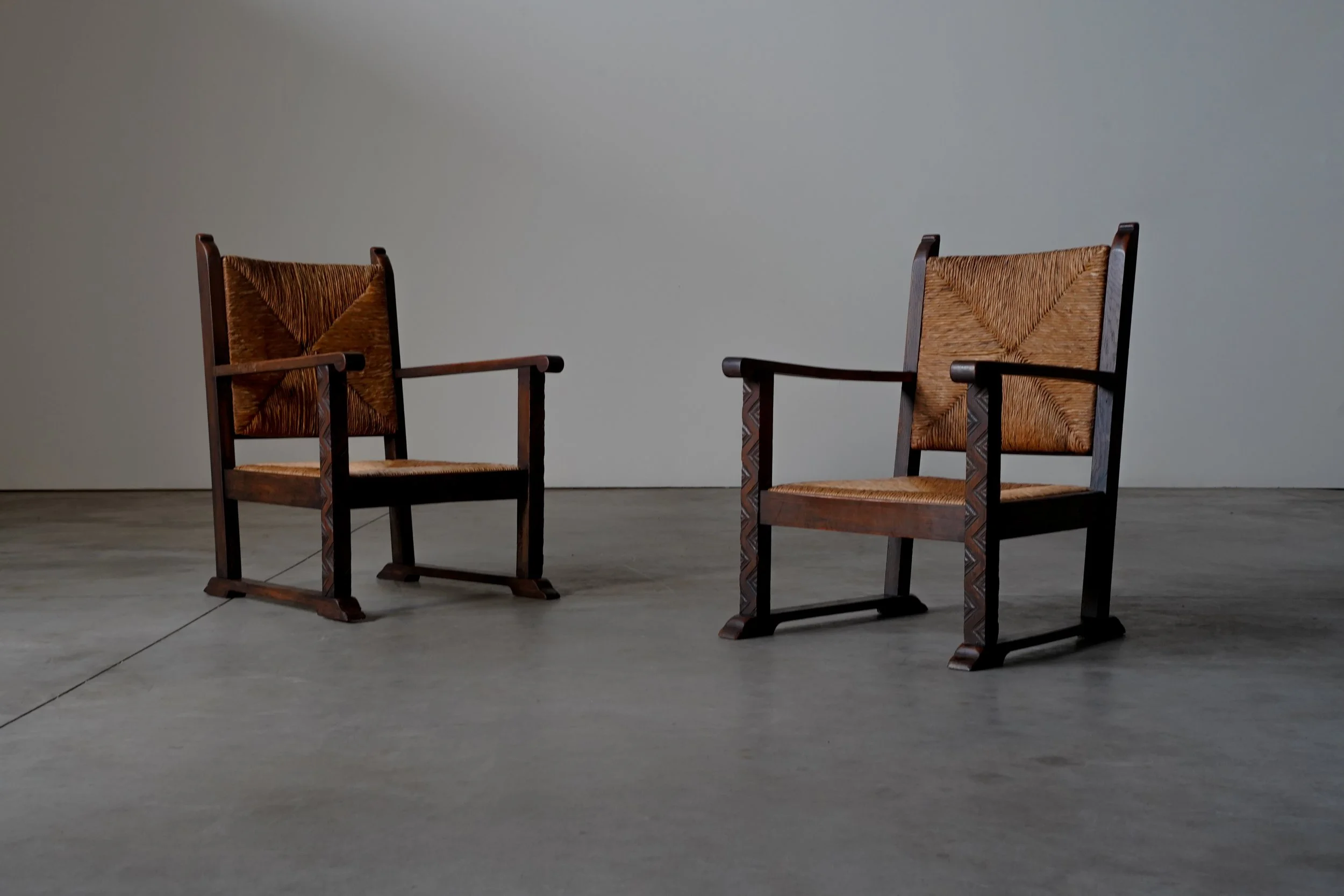 PAIR OF RUSTIC ARM CHAIRS